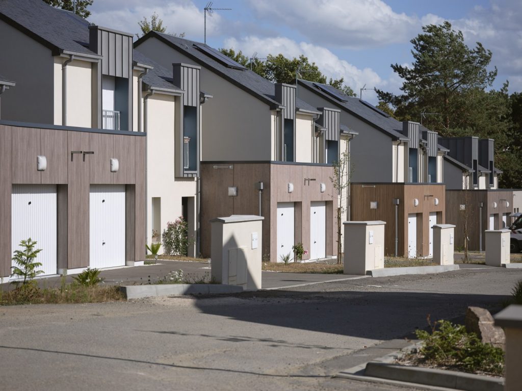 Les Portes Des Chemins Creux, Coulaines